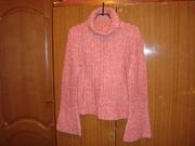 Продам тёплый свитер розового цвета